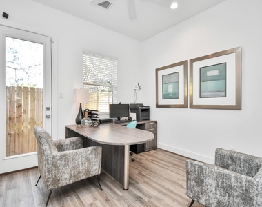 9018 Laverne Laurel Lane - Photo Thumbnail 6
