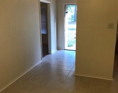 716 Fernwood Street - Photo Thumbnail 1