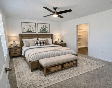 40821 Hawthorne Glades Street - Photo Thumbnail 15