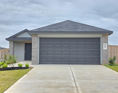 40821 Hawthorne Glades Street - Photo Thumbnail 1