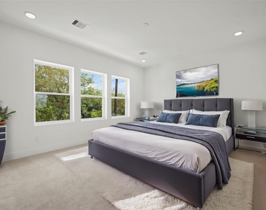 870 W Little York Road - Photo Thumbnail 23