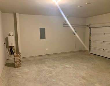 4227 Isoletta Court - Photo Thumbnail 26