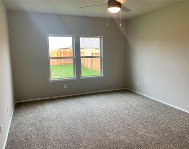 4227 Isoletta Court - Photo Thumbnail 5