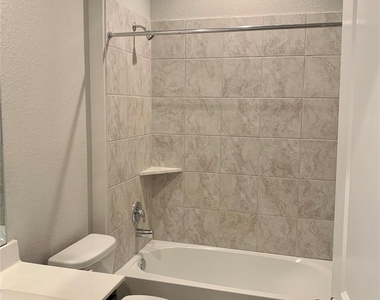 4227 Isoletta Court - Photo Thumbnail 15
