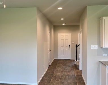 4227 Isoletta Court - Photo Thumbnail 17
