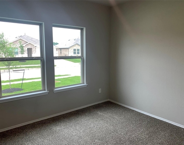 4227 Isoletta Court - Photo Thumbnail 11