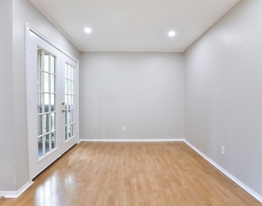 5005 Georgi Lane - Photo Thumbnail 6