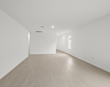 21610 Willow River Canyon Lane - Photo Thumbnail 8