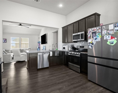 622 Little Cypress Lane - Photo Thumbnail 9