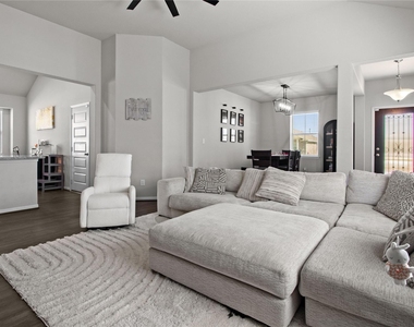 622 Little Cypress Lane - Photo Thumbnail 4
