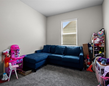 622 Little Cypress Lane - Photo Thumbnail 18