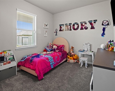 622 Little Cypress Lane - Photo Thumbnail 19