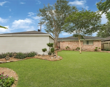 11826 Oceanview Street - Photo Thumbnail 23