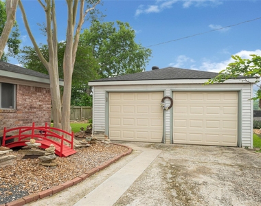 11826 Oceanview Street - Photo Thumbnail 20