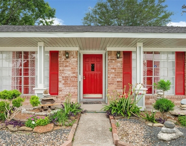 11826 Oceanview Street - Photo Thumbnail 2