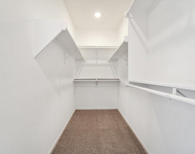 4309 Larkspur Street - Photo Thumbnail 10