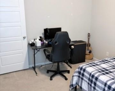 341 Emerald Thicket Lane - Photo Thumbnail 8