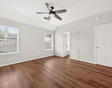6030 Wildbriar Lane - Photo Thumbnail 38