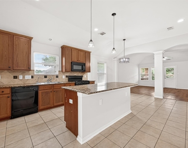 6030 Wildbriar Lane - Photo Thumbnail 15