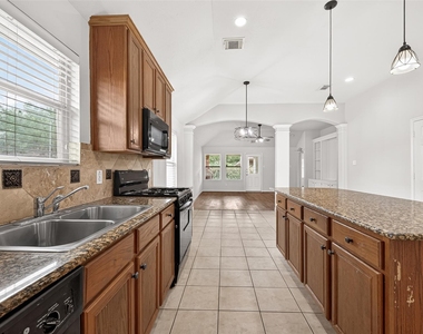 6030 Wildbriar Lane - Photo Thumbnail 17