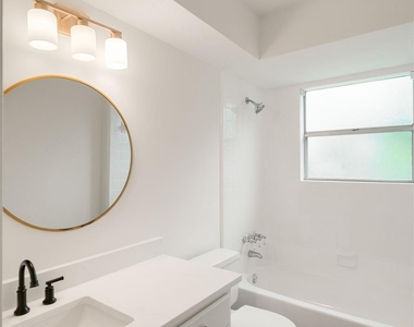 915 S Diamondhead Boulevard - Photo Thumbnail 19