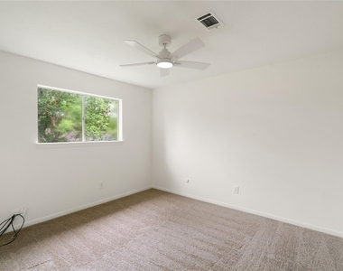 915 S Diamondhead Boulevard - Photo Thumbnail 18