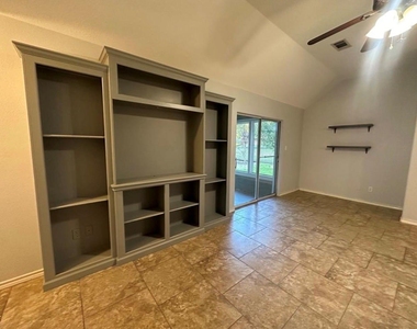 105 Harbor Court Drive - Photo Thumbnail 11
