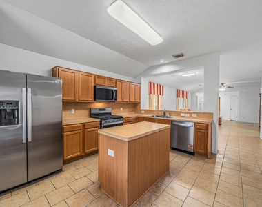 22327 Albee Drive - Photo Thumbnail 11