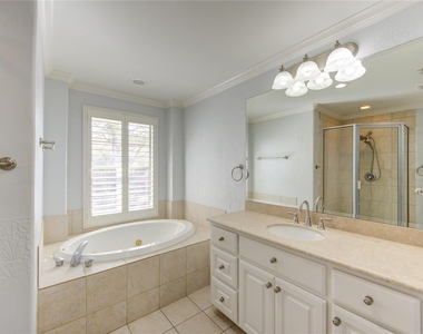 4340 Lake Walk Court - Photo Thumbnail 34