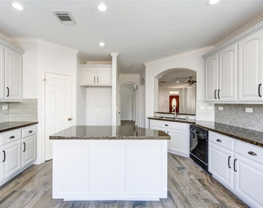 4340 Lake Walk Court - Photo Thumbnail 18