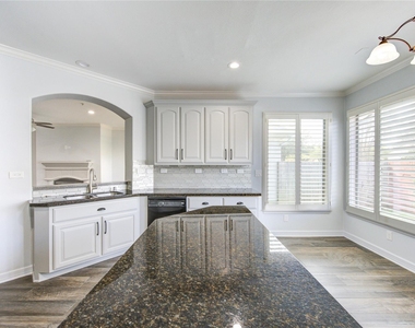 4340 Lake Walk Court - Photo Thumbnail 15