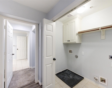 4340 Lake Walk Court - Photo Thumbnail 24
