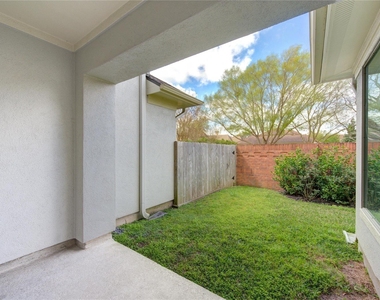 4340 Lake Walk Court - Photo Thumbnail 42