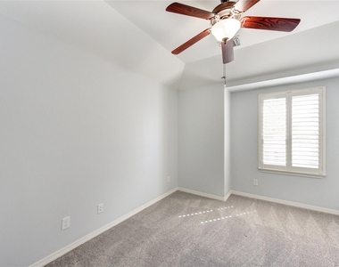4340 Lake Walk Court - Photo Thumbnail 38