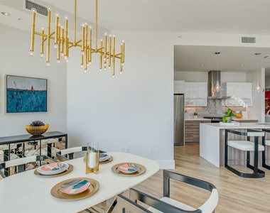 3333 Lake Street - Photo Thumbnail 2