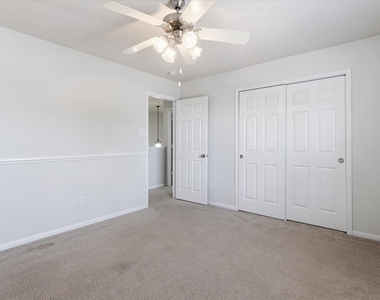 9954 Knob Hollow Way - Photo Thumbnail 35