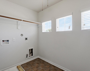 9954 Knob Hollow Way - Photo Thumbnail 29