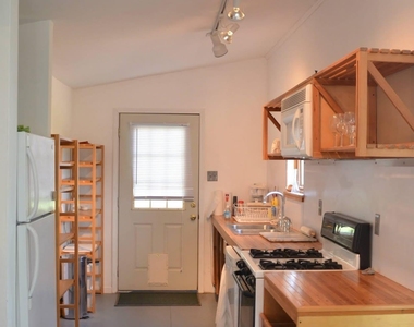 143 Davis Road - Photo Thumbnail 3