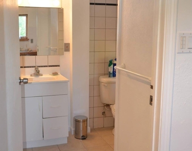 143 Davis Road - Photo Thumbnail 4