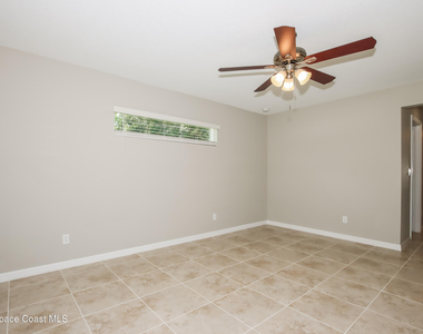 2691 Tepee Avenue Se - Photo Thumbnail 11