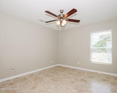 2691 Tepee Avenue Se - Photo Thumbnail 7