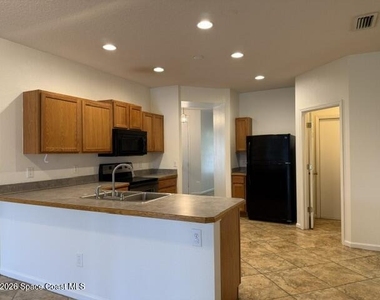 3676 Mount Carmel Lane - Photo Thumbnail 6