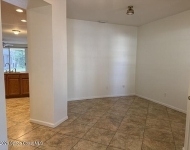 3676 Mount Carmel Lane - Photo Thumbnail 3