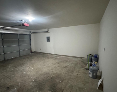 21111 Woodland Green Drive - Photo Thumbnail 13