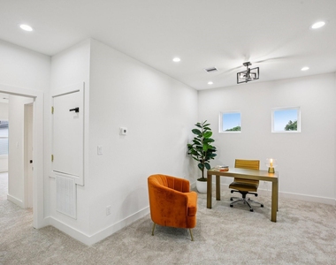 6809 Conley Street - Photo Thumbnail 11