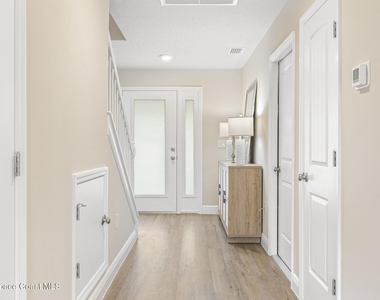 188 Hidden Woods Place - Photo Thumbnail 13