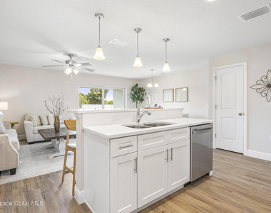 188 Hidden Woods Place - Photo Thumbnail 8