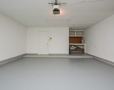 10 Ridgecross Place - Photo Thumbnail 28