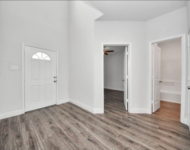 7638 Nevaeh Crest Path - Photo Thumbnail 20