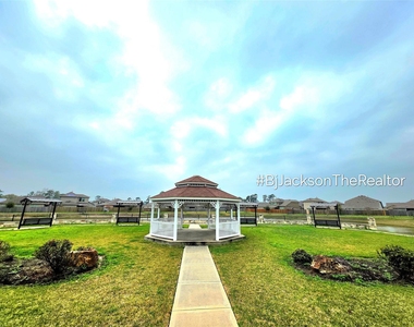 7638 Nevaeh Crest Path - Photo Thumbnail 44